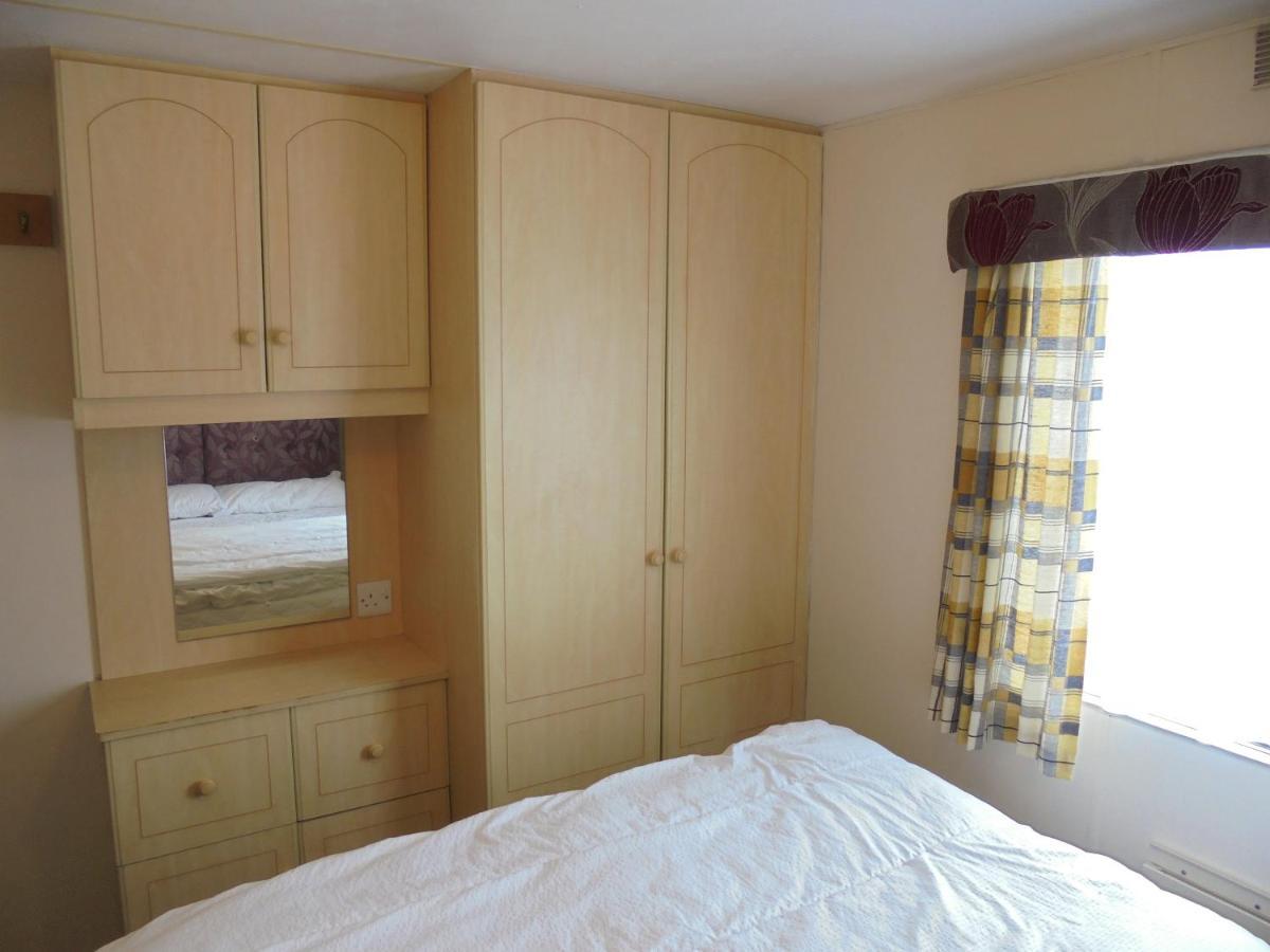 6 Berth 3 Bedroom Panel Heated On Kingfisher Florida