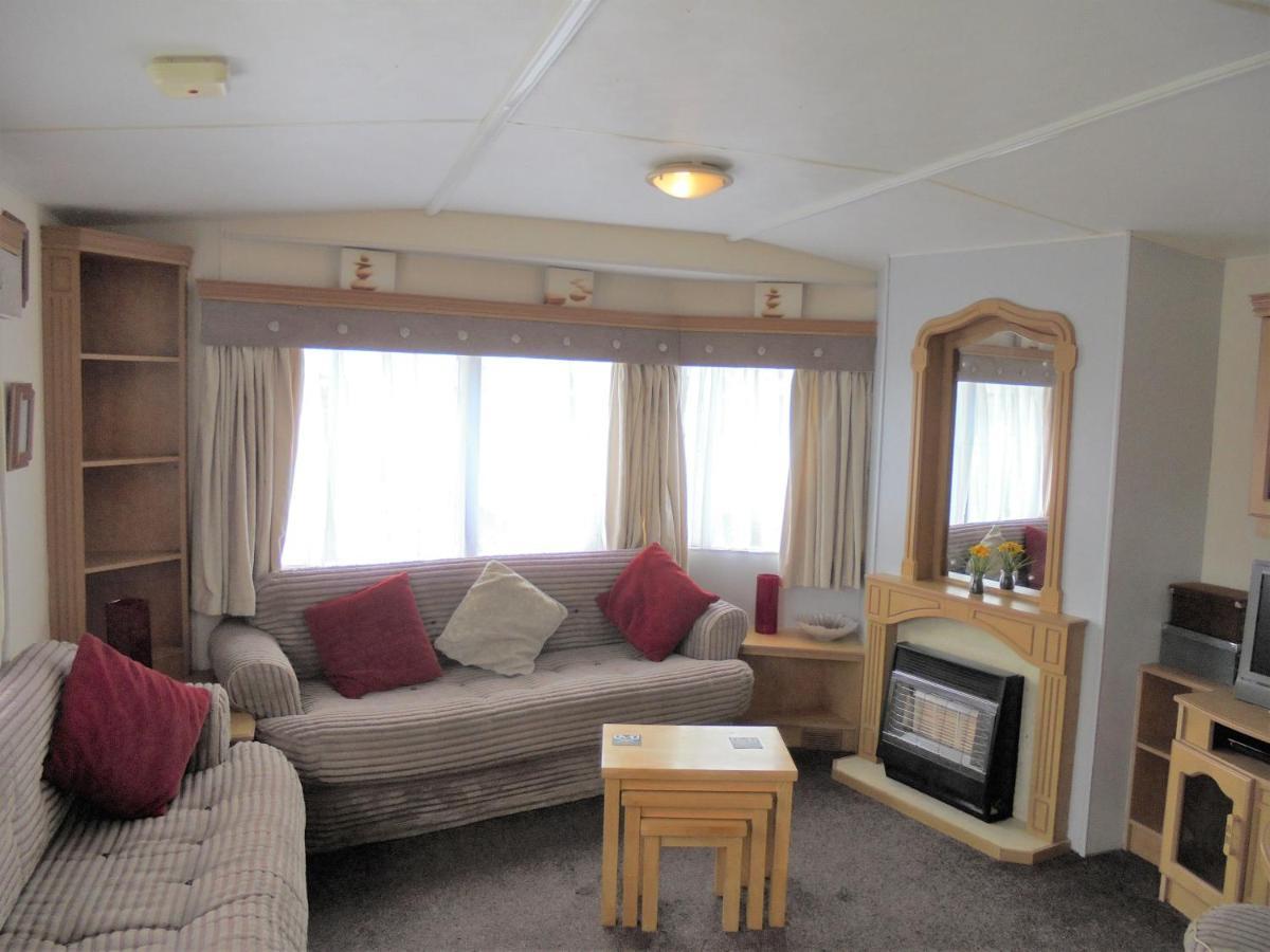 6 Berth 3 Bedroom Panel Heated On Kingfisher Florida Campsite *