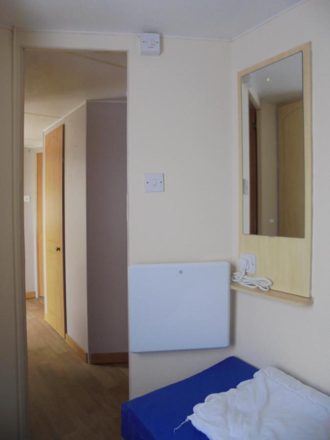 6 Berth 3 Bedroom Panel Heated On Kingfisher Florida Campsite *